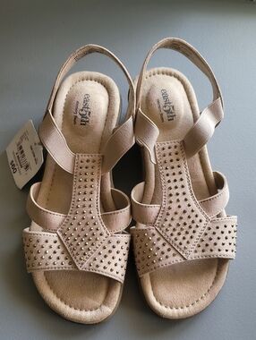 East 5th Inster Memory Foam Wedge Sandals Nude Beige Sz 6